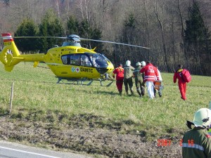 Schwerer Verkehrsunfall in Kainzing 2007